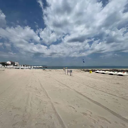 Laguna 3 минуты до моря * פומורי