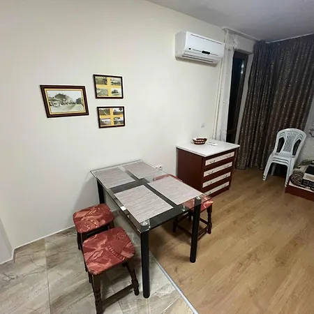 Apartman Laguna 3 минуты до моря